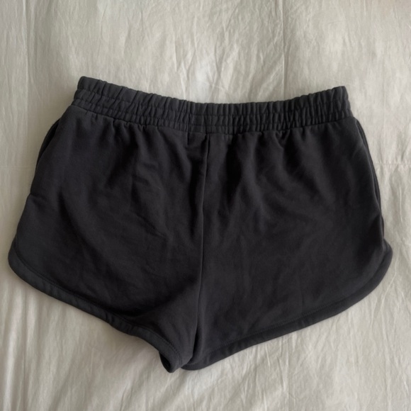 TALENTLESS | micro shorts - Picture 6 of 8